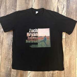 Zach Bryan American Heartbreak 2022 Album Tee XL Black